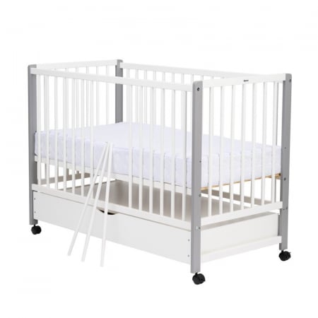 Patut din lemn bebe, 120x60 cm, Cu sertar cu capac, Din lemn de pin si mdf, Stabil si rezistent, Inaltime saltea reglabila pe 3 nivele, Laterala cu 3 bete detasabile, EN716-1, EN716-2, Alb, Qmini, May [2]