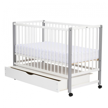 Patut din lemn bebe, 120x60 cm, Cu sertar cu capac, Din lemn de pin si mdf, Stabil si rezistent, Inaltime saltea reglabila pe 3 nivele, Laterala cu 3 bete detasabile, EN716-1, EN716-2, Alb, Qmini, May [8]