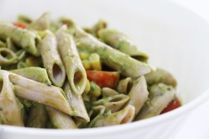 PENNE CU AVOCADO SI CHERRY - fără gluten și alergeni