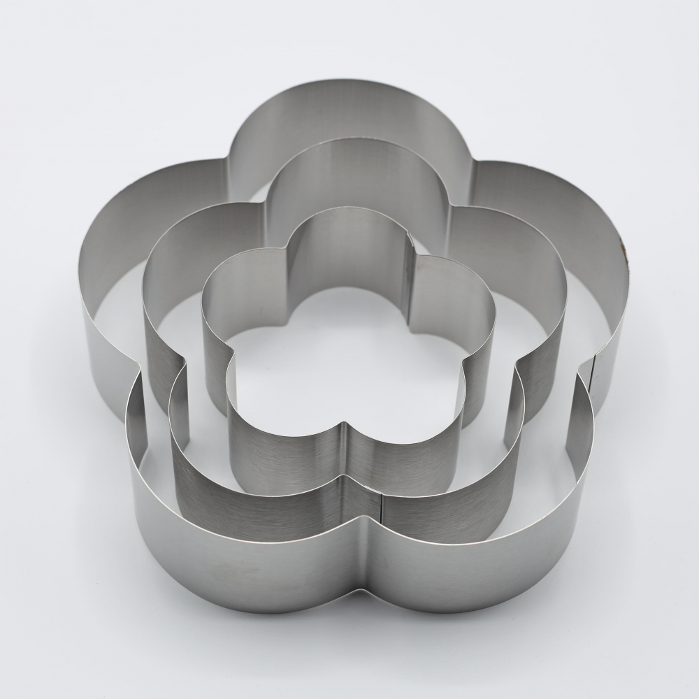 Set Forme Tort Inox - 3 Modele Festive (Mickey Mouse, Inima, Floare) - 9 Dimensiuni [4]