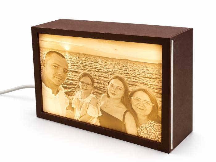 Litofană personalizată cu fotografie și iluminare LED – Ramă 3D [5]