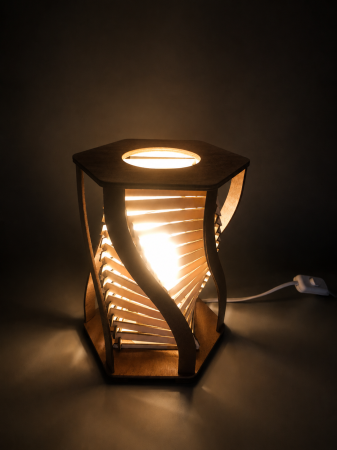 Lampă Decorativă din Lemn Personalizată – Decor Elegant pentru Casă și Cadou Special [3]