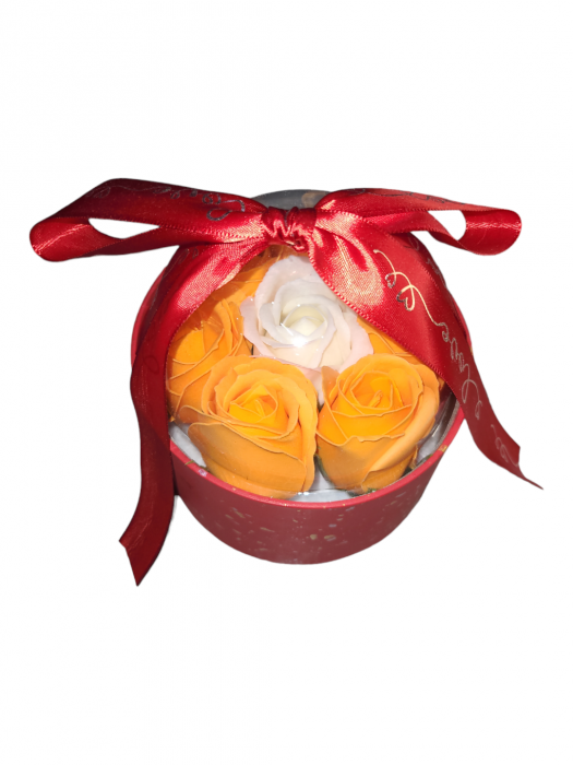 Aranjament 7 trandafiri parfumati sapun, portocaliu si alb, cutie rosie Cupola. [2]