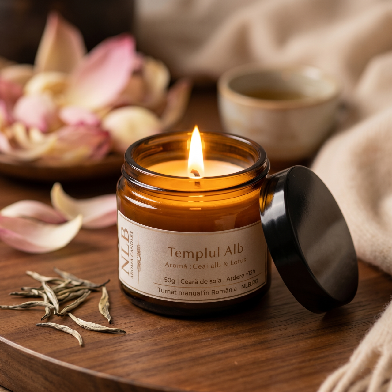 Lumânare Parfumată din Ceară de Soia "Templul Alb" - Ceai alb & Lotus, 50g [2]