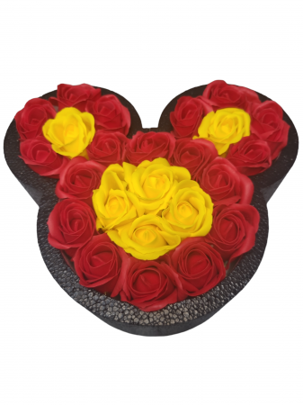 Aranjament Floral din 24 Trandafiri din Sapun, rosu si negru in Forma de Mickey Mouse [2]