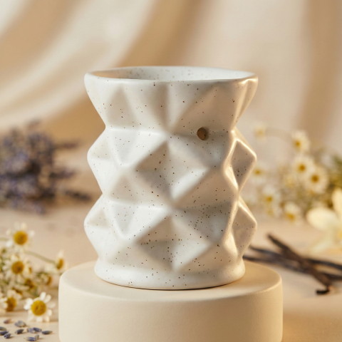 Aromatizoare - Aromatizor ceramic geometric – Alb mat stropit – Suport pentru ceară parfumată