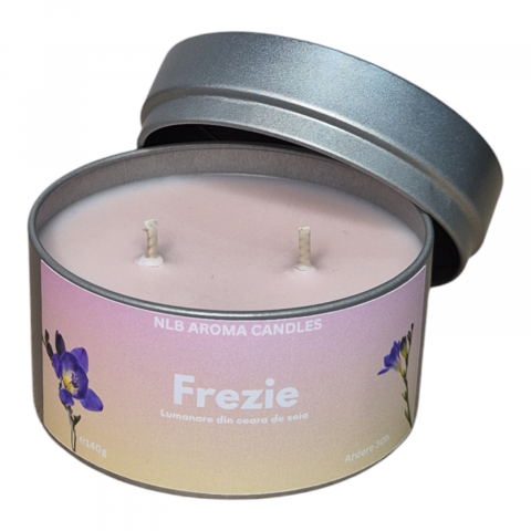 Lumanari Parfumate Handmade - Lumânare Parfumată Frezie – Handmade din Ceară de Soia, 140g