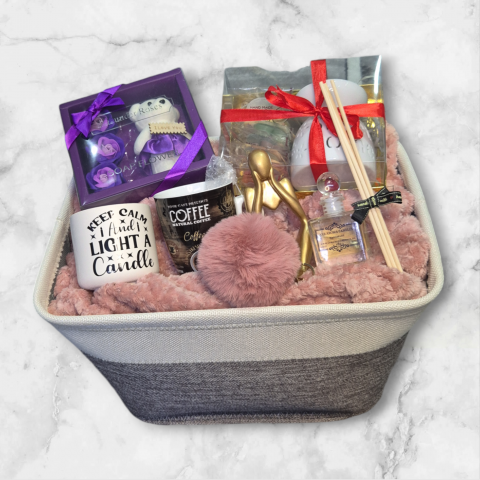 Set Aromaterapie Relax Box Ceară Parfumată din Soia, Lumânare, Vas Aromaterapie și Accesorii Cadou [1]