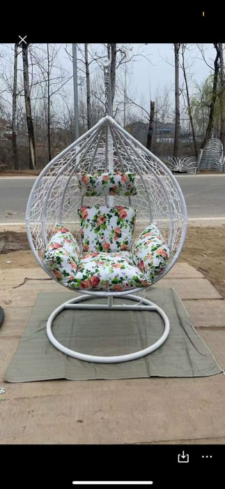 Balansoar suspendat tip cuib din ratan cu pernă florală | Terasă & grădină [3]