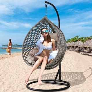 Fotoliu suspendat gri pentru terasa sau gradina