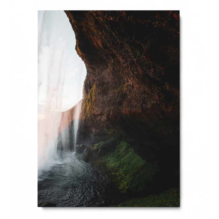 Seljalandsfoss Waterfall [4]
