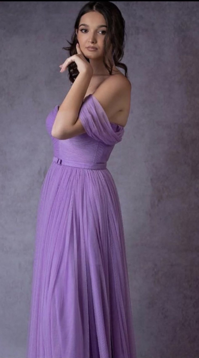 Rochie de seara lunga din tul fin cu bretele cazute pe umeri [2]