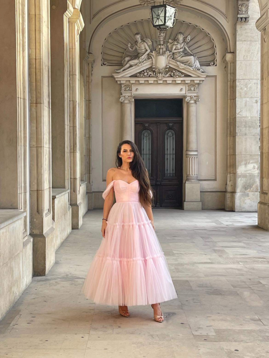 Rochie midi din tul fin cu bretelute cazute pe umeri [3]