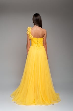 Produse / Rochie de seară lunga din tul fin cu detaliu pe umăr [1]