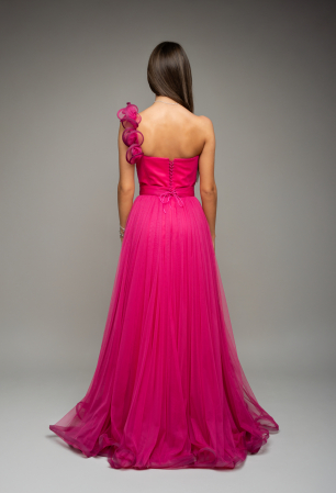 Produse / Rochie de seară lunga din tul fin cu detaliu pe umăr [1]