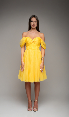 ROCHII - Rochie scurta din tul fin cu bretele cazute pe umeri Galbena