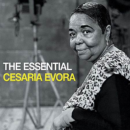 CD - Cesaria Evora-The Essential-2CD
