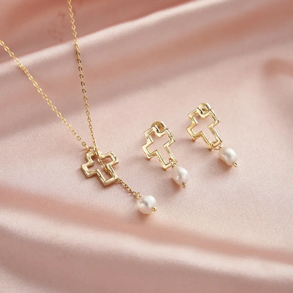 Cercei din Argint Cross & Baroque Pearl Drop Gold [5]