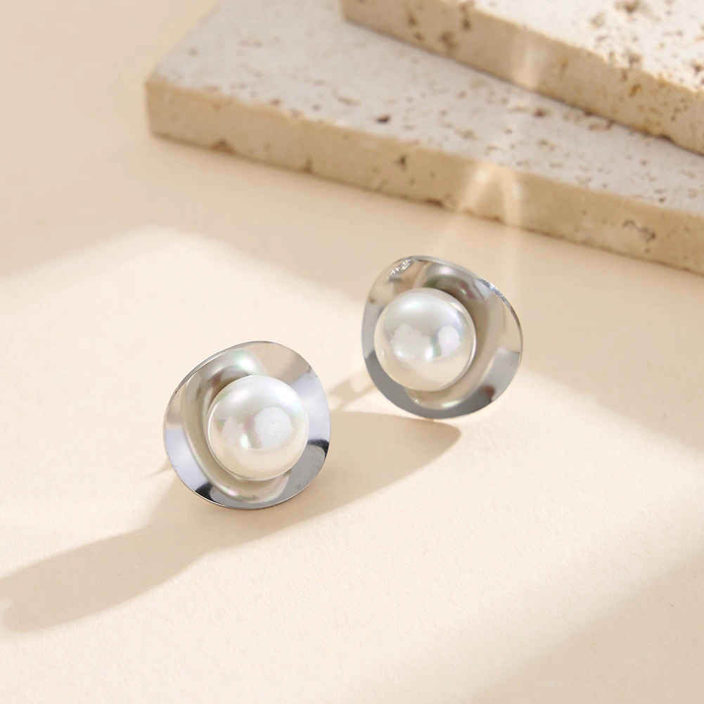 Cercei Statement cu Perle Shell Halo Argintiu [2]