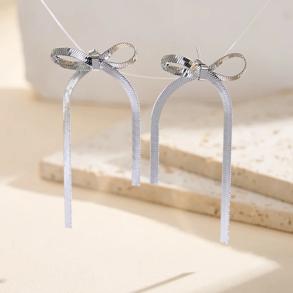 Cercei Statement Fundă Bow Argintiu [2]