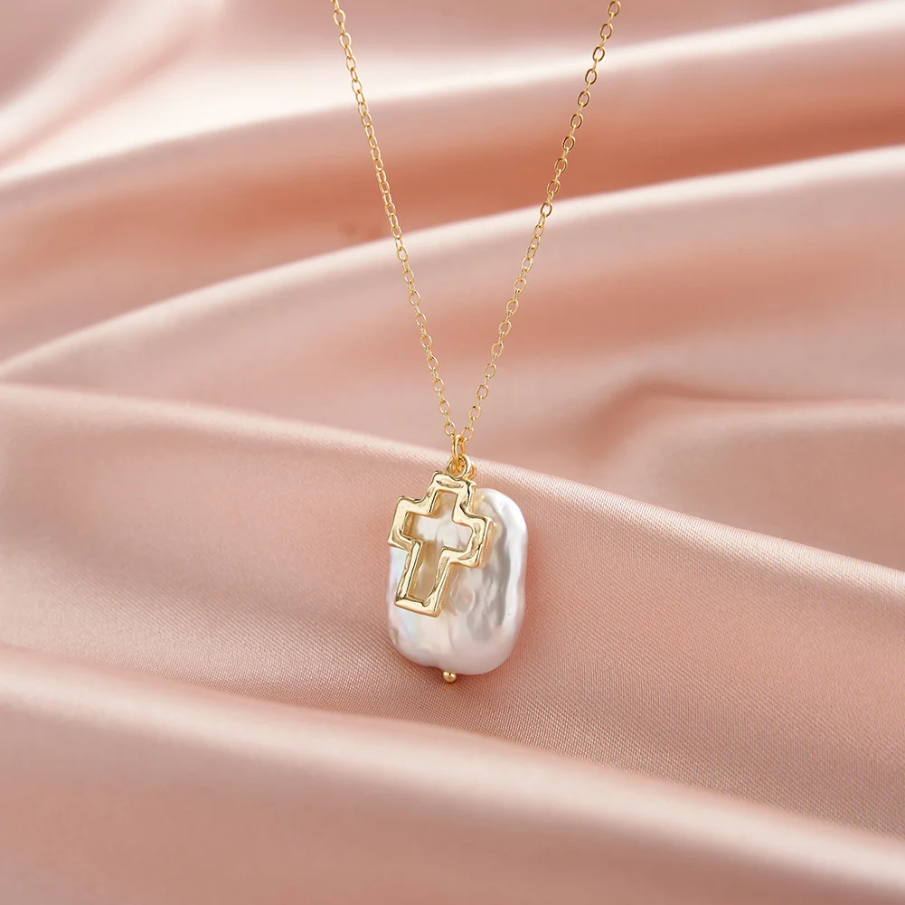 Colier din Argint cu Perlă Naturală de Cultură Pearl Cross Baroque [2]