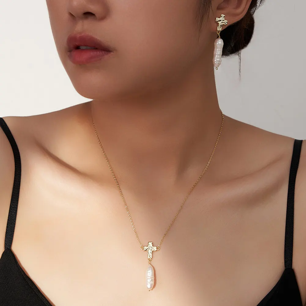 Colier din Argint Cu Perlă Naturală Gold Cross & Baroque Pearl [5]