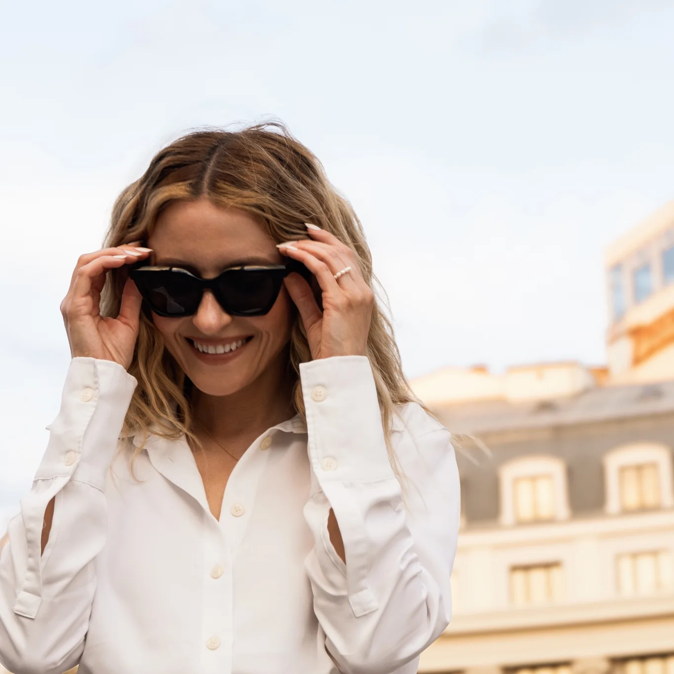 Ochelari de Soare NURIA cu Ramă Cat-Eye Nocturnal Grace Black [5]