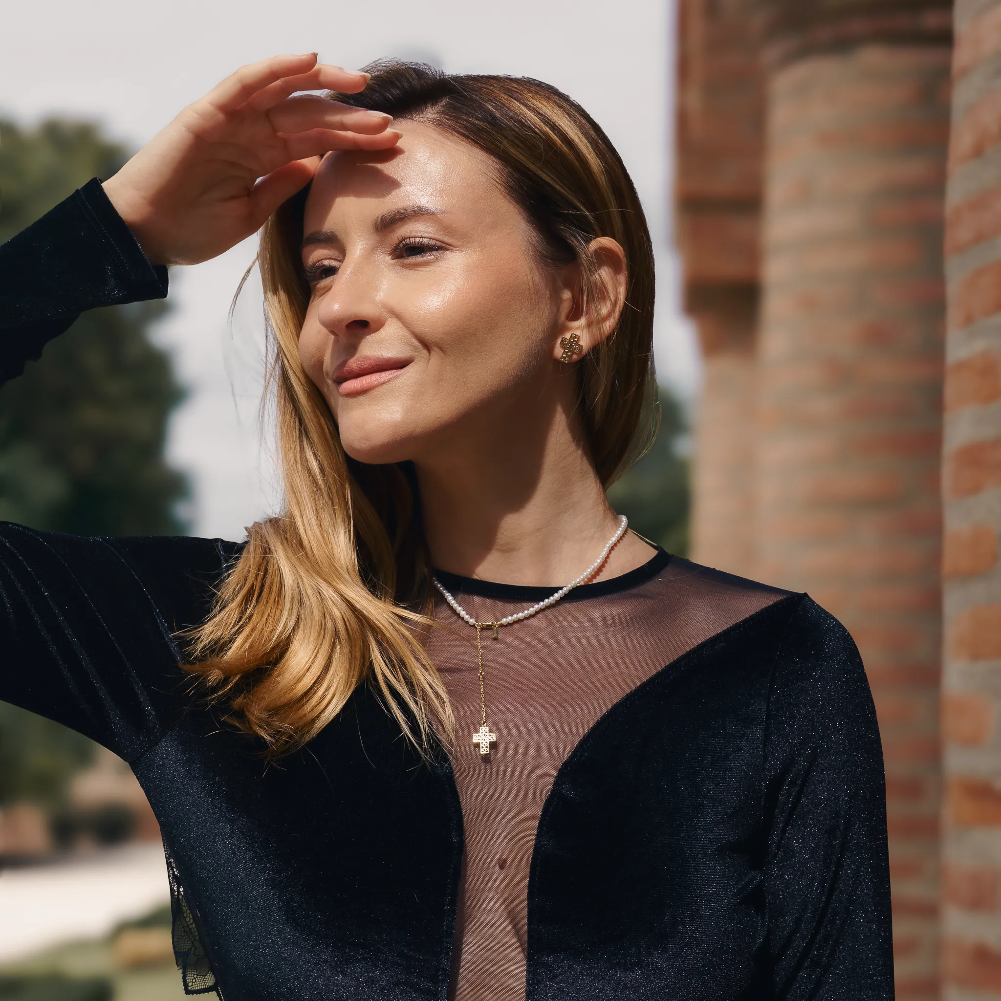 Set Colier și Brățară Argint cu perle naturale de cultură mici Cruce Auriu [3]