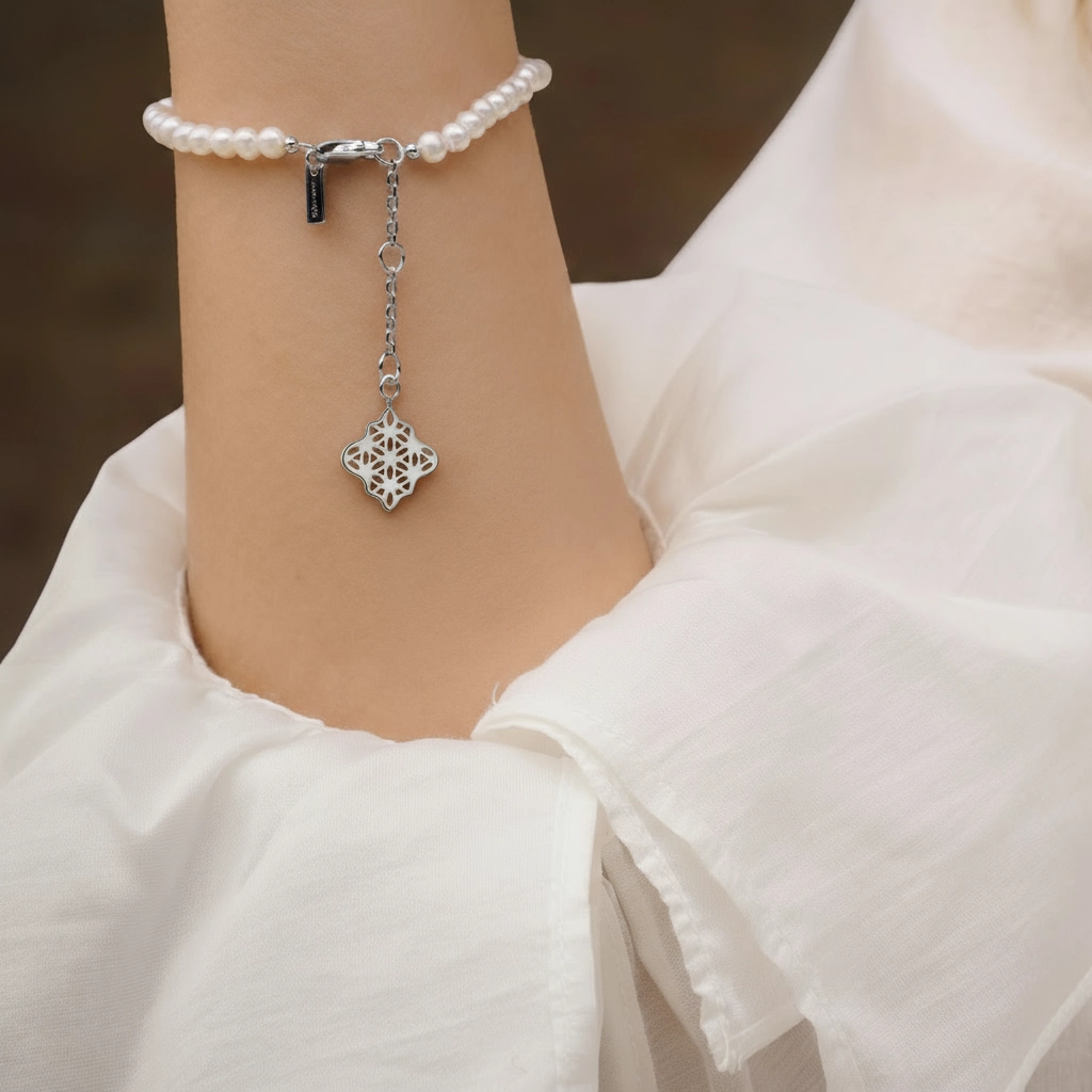 Set Colier și Brățară Argint cu perle naturale de cultură mici Compas Argintiu [4]