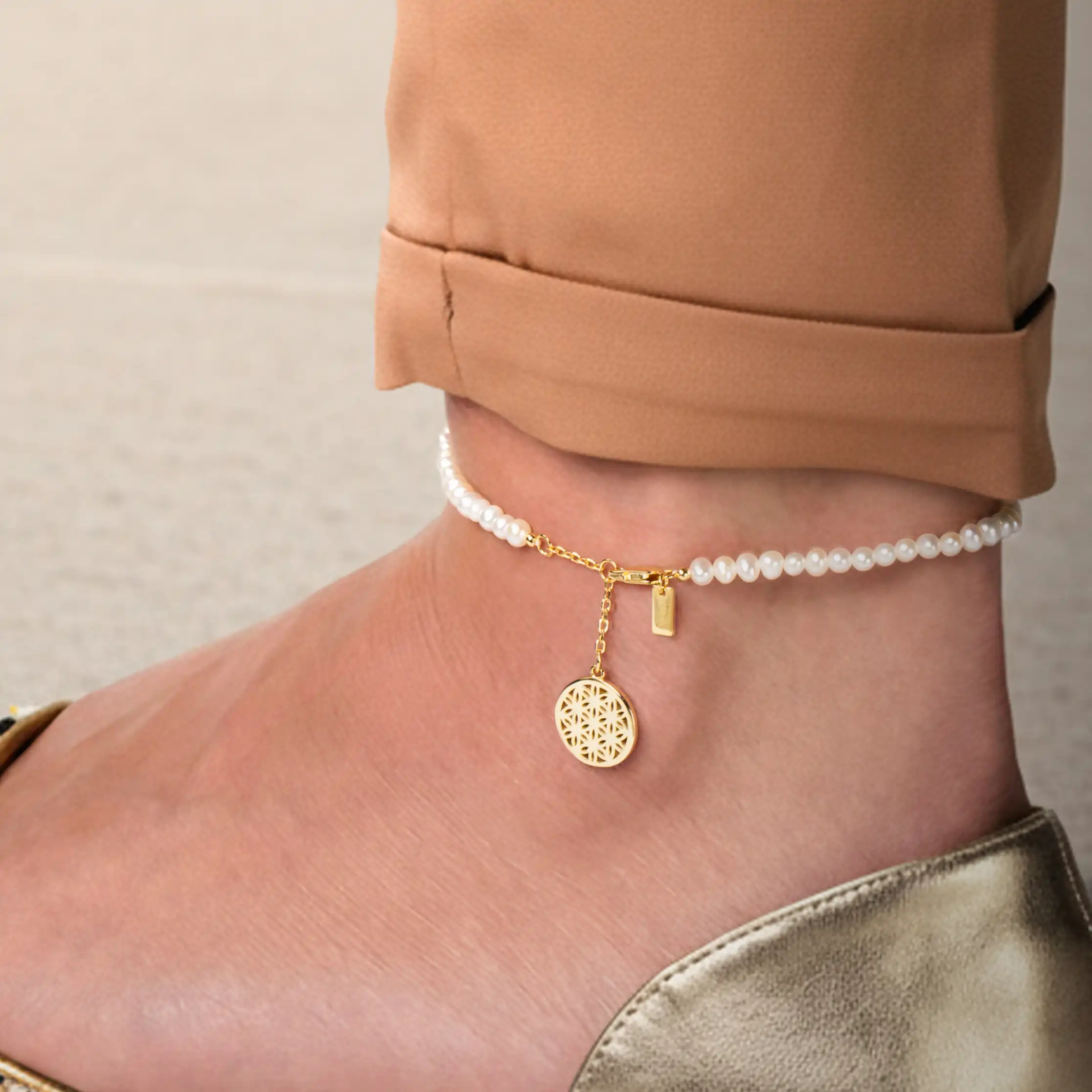 Bijuterii Perle Naturale - Brățară de picior din argint cu perle naturale de cultură mici Structură Auriu