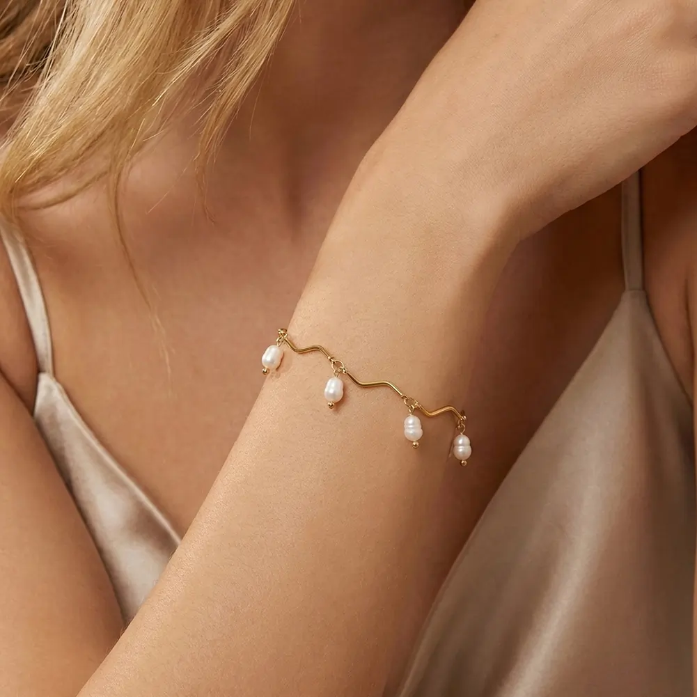 Produse Noi - Brățară Statement cu Perle Naturale Wave Auriu