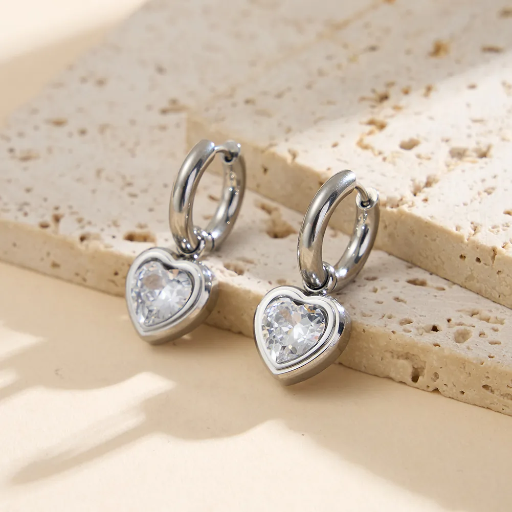 Produse Noi - Cercei Statement cu Cristal Zirconiu Amor Argintiu