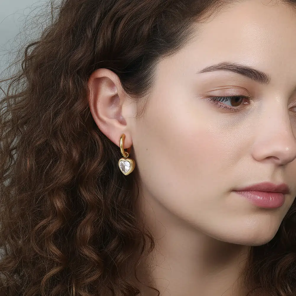 Produse Noi - Cercei Statement cu Cristal Zirconiu Amor Auriu