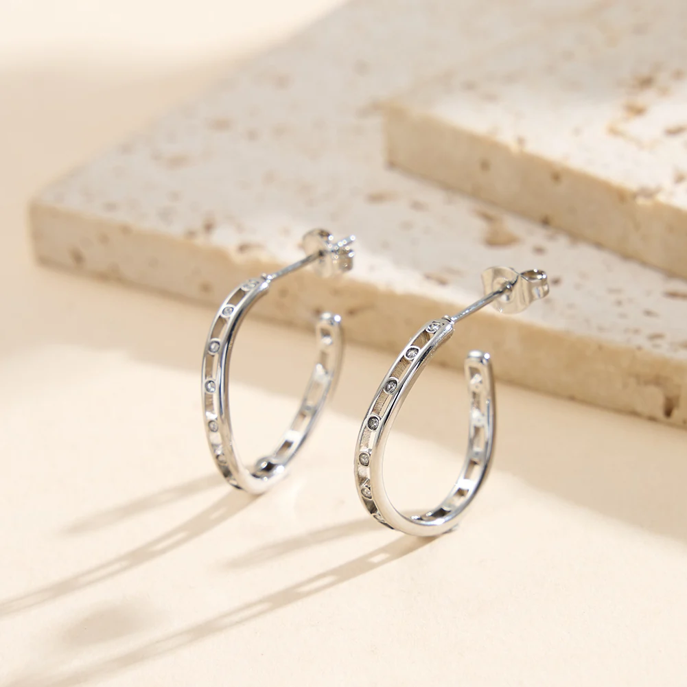 Produse Noi - Cercei Statement cu Cristale Zirconiu Rail Argintiu