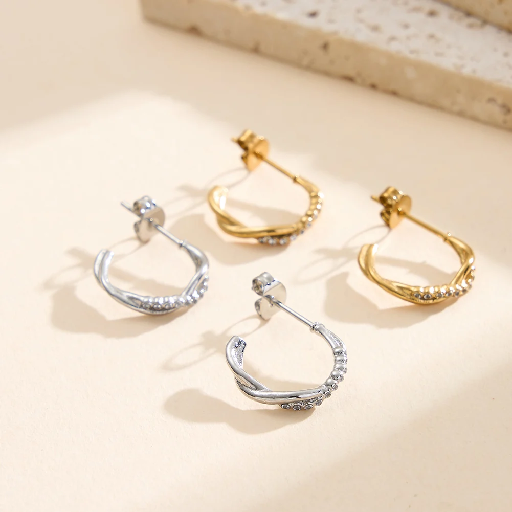 Produse Noi - Cercei Statement cu Cristale Zirconiu Ripple Auriu