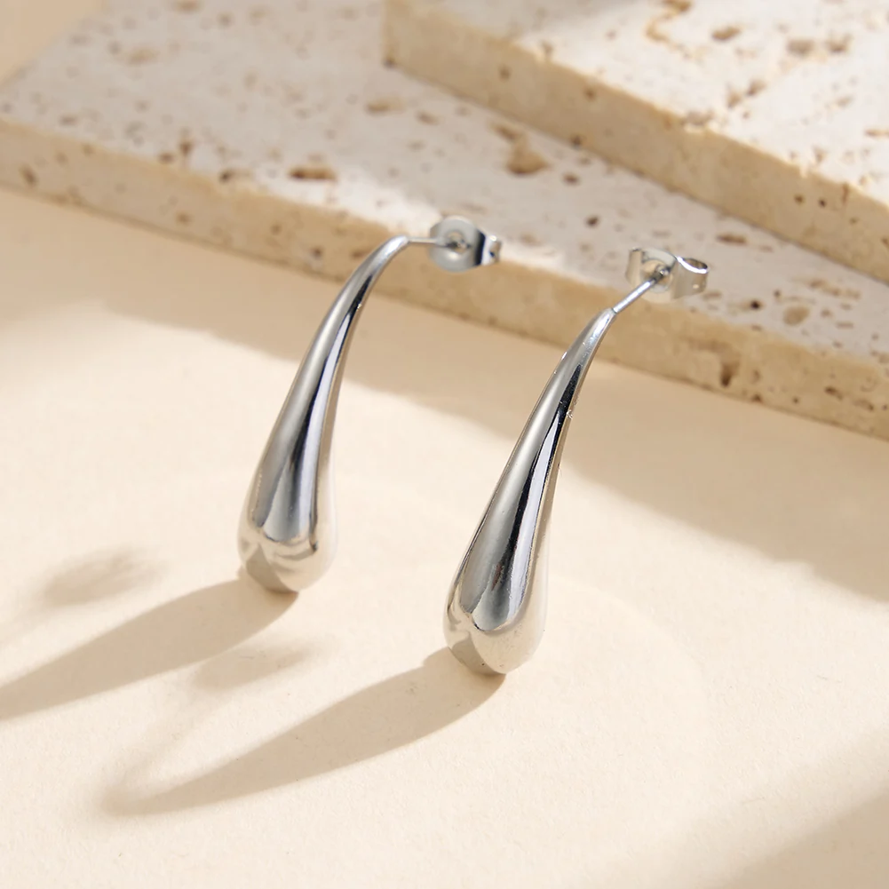 Produse Noi - Cercei Statement Drop Argintiu