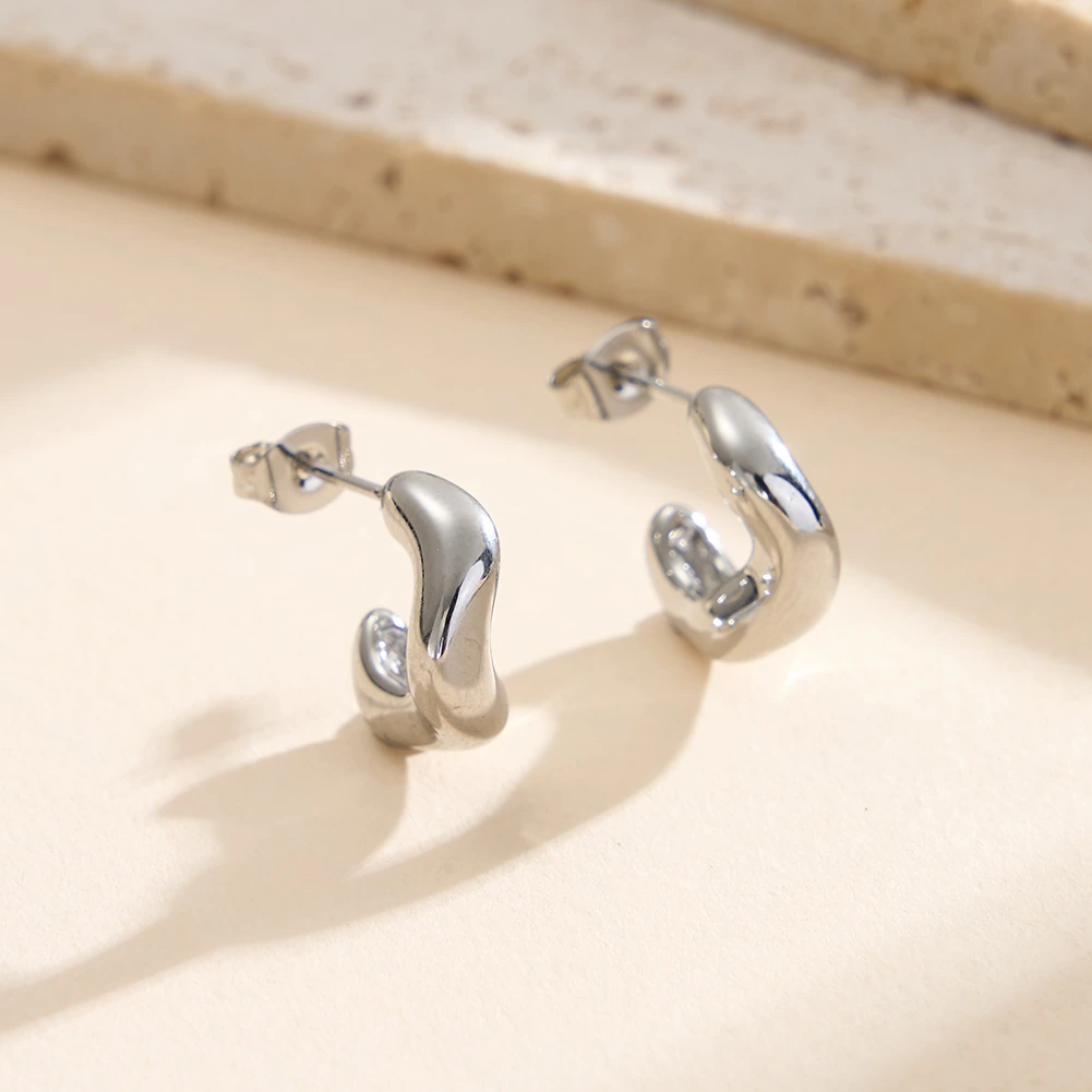 Produse Noi - Cercei Statement Stream Argintiu