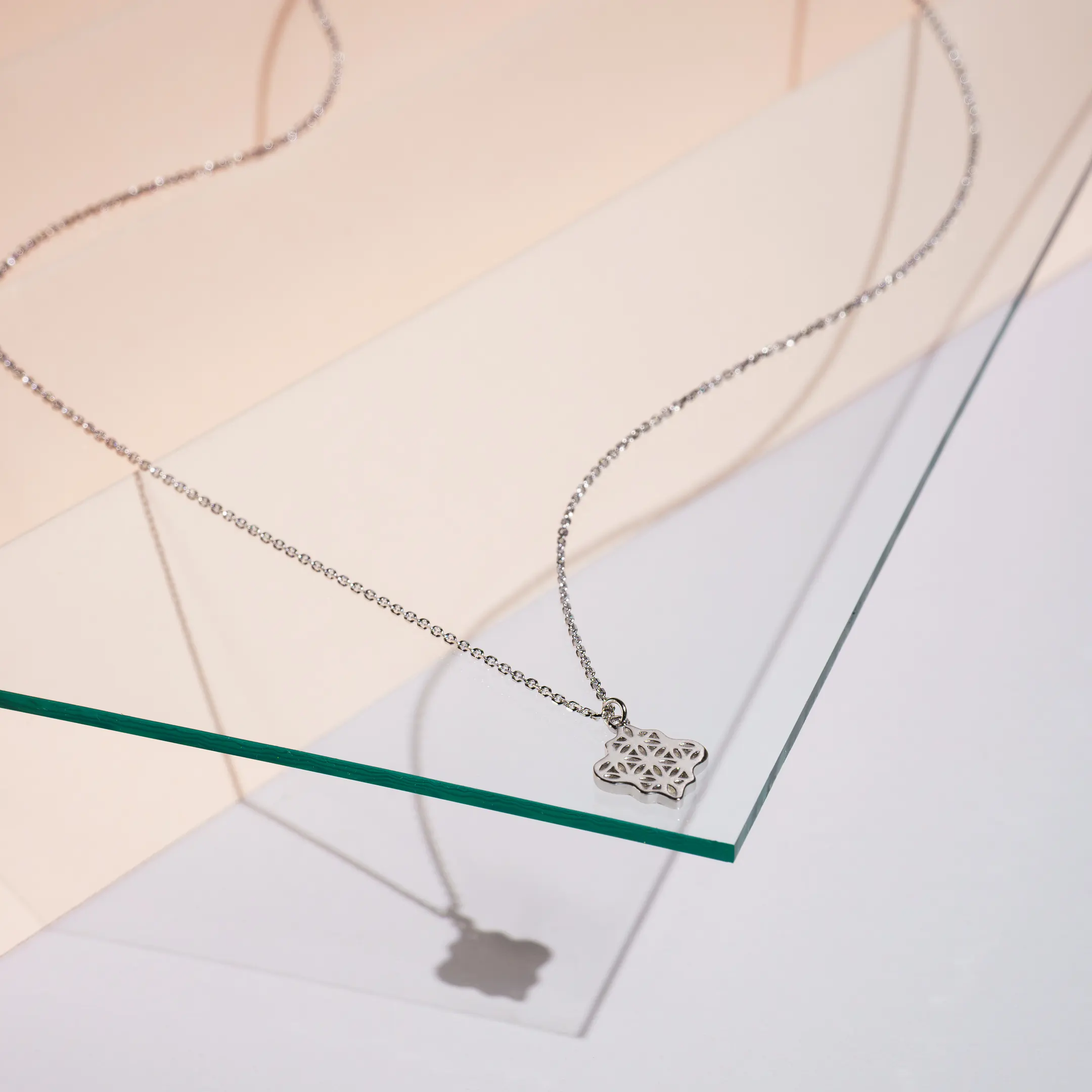 Coliere din argint - Colier din argint Compas Argintiu Inner Code