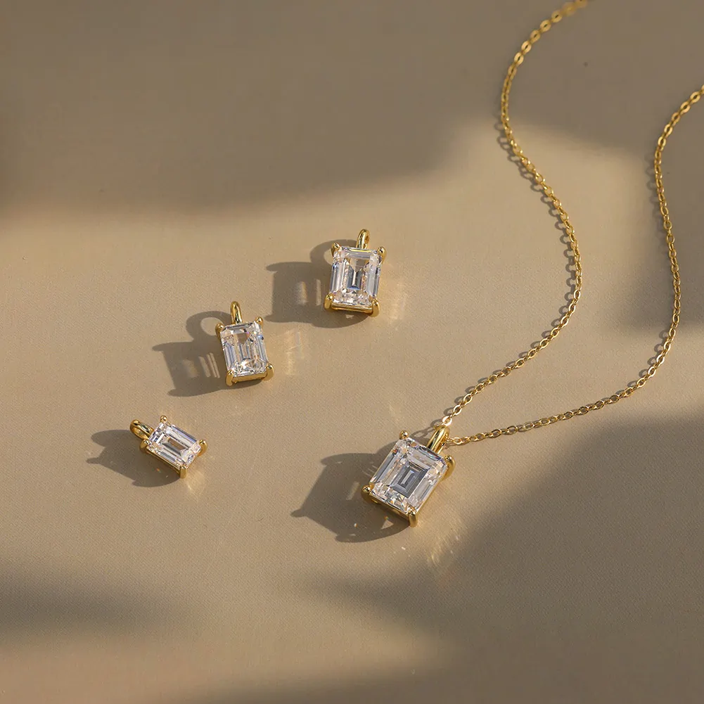 Coliere - Colier din argint cu zirconiu Emerald Solitaire Auriu
