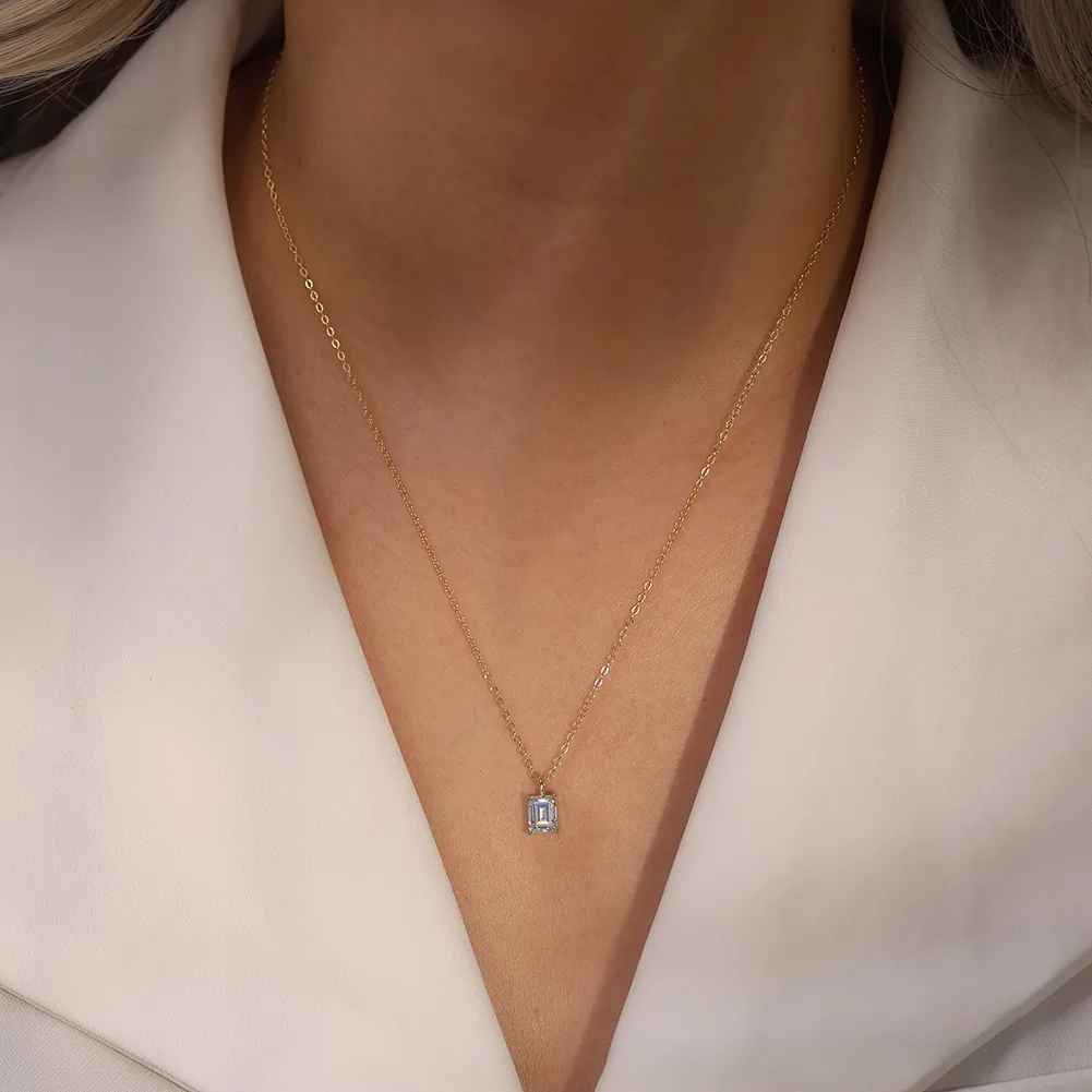 Coliere - Colier din argint cu zirconiu Emerald Solitaire Auriu