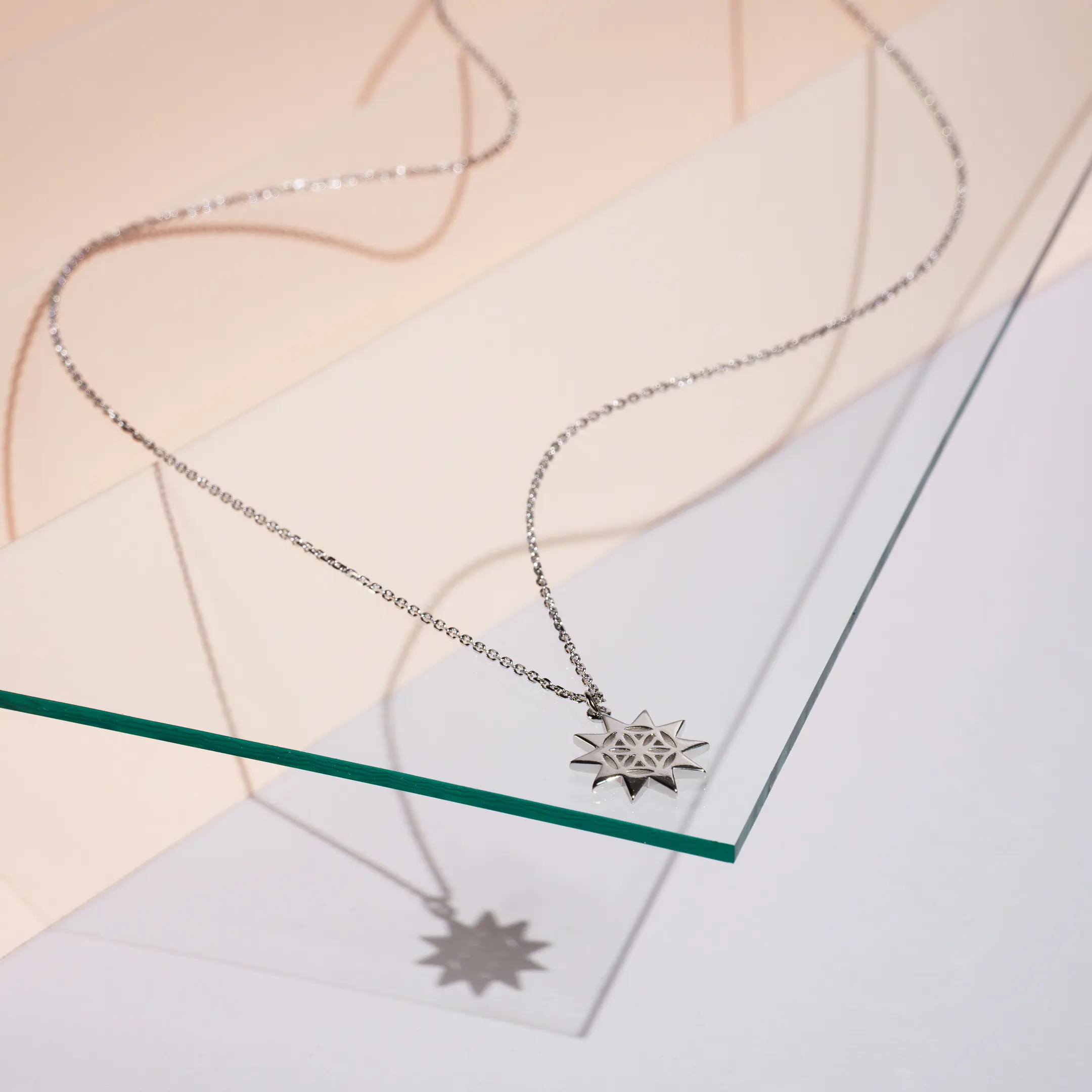 Coliere din argint - Colier din argint Soare Argintiu Inner Code