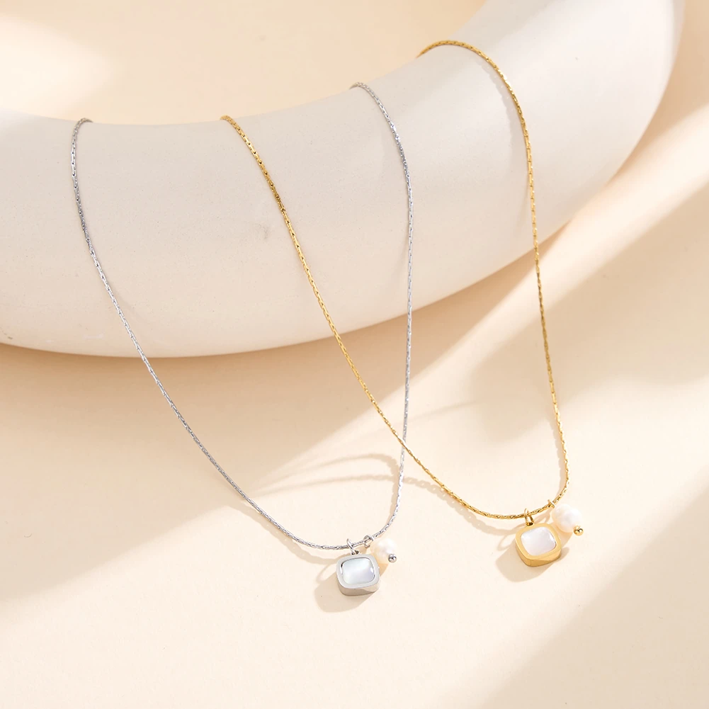 Coliere Statement - Colier Statement cu Sidef și Perlă Naturală Soleil Auriu