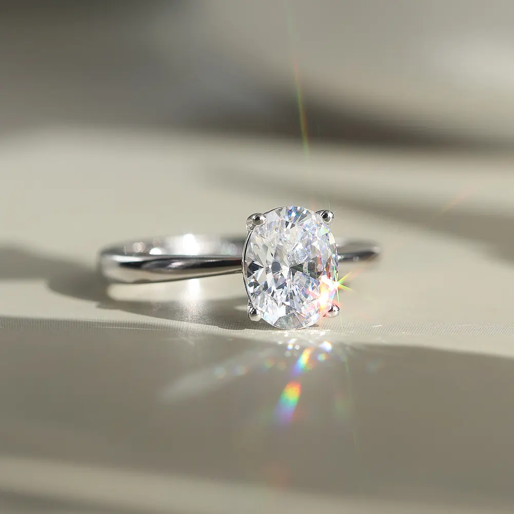 Inele din argint - Inel din argint cu zirconiu Oval Solitaire Argintiu