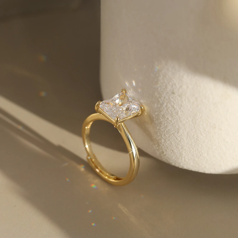 Inele din argint - Inel din argint cu zirconiu Radiant Solitaire Auriu