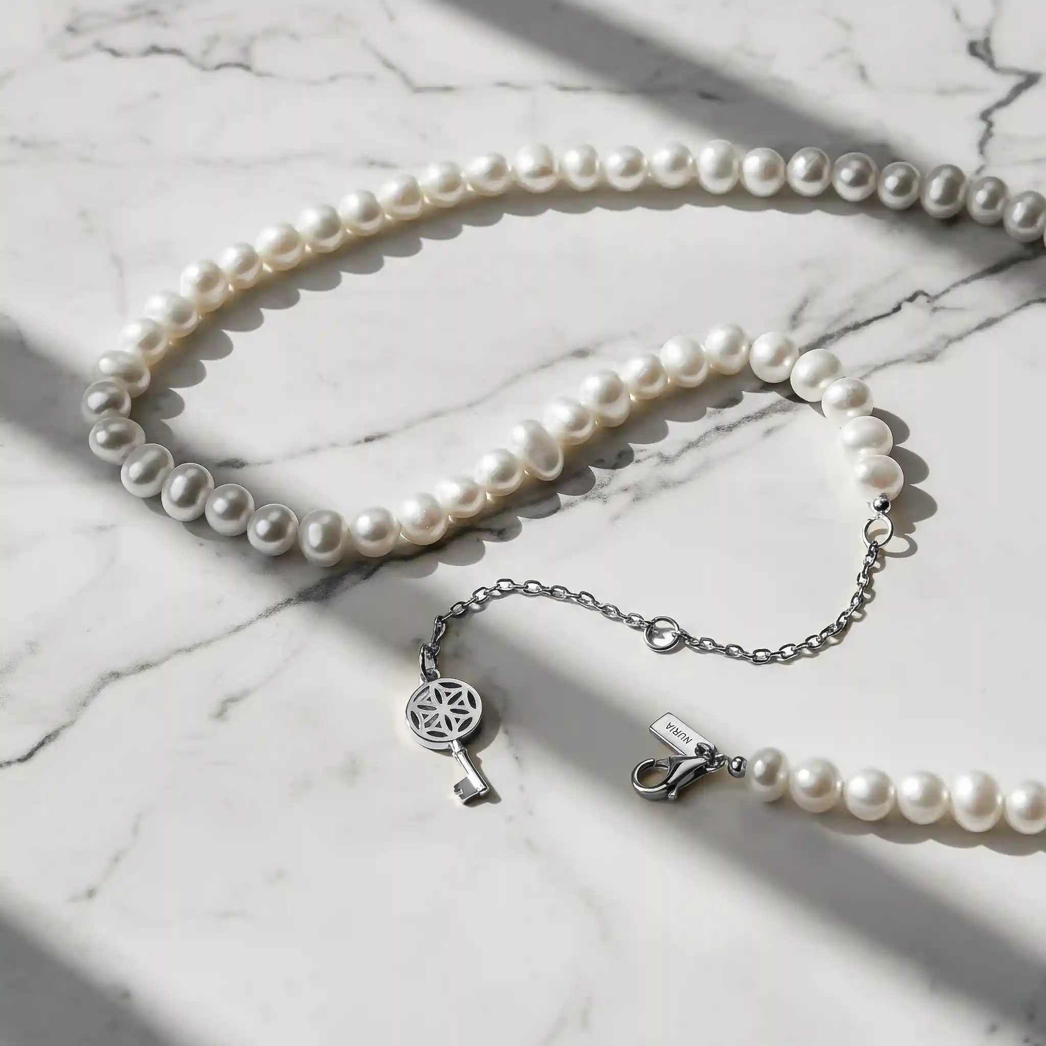 Seturi bijuterii din argint - Set Colier și Brățară Argint cu perle naturale de cultură mari Cheie Argintiu