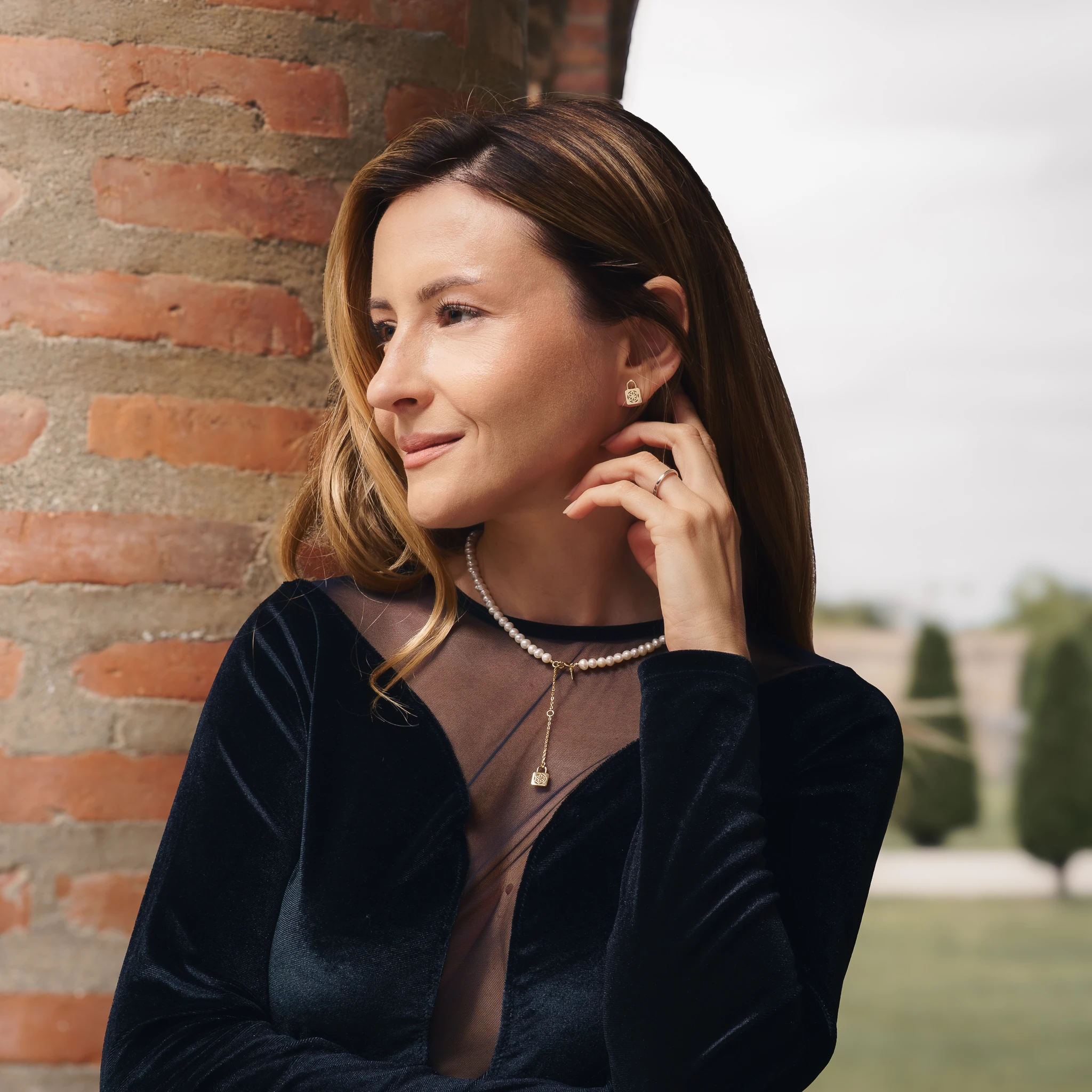 Seturi bijuterii din argint - Set Colier și Brățară Argint cu perle naturale de cultură mari Sigiliu Auriu