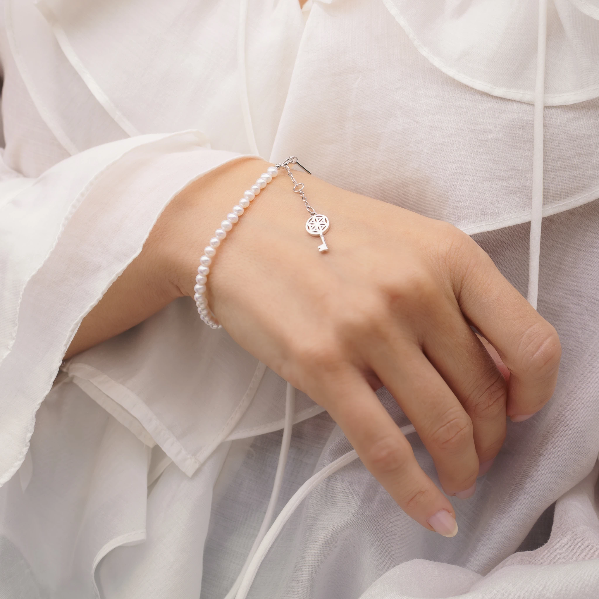 Christmas Sale - Set Colier și Brățară Argint cu perle naturale de cultură mici Cheie Argintiu