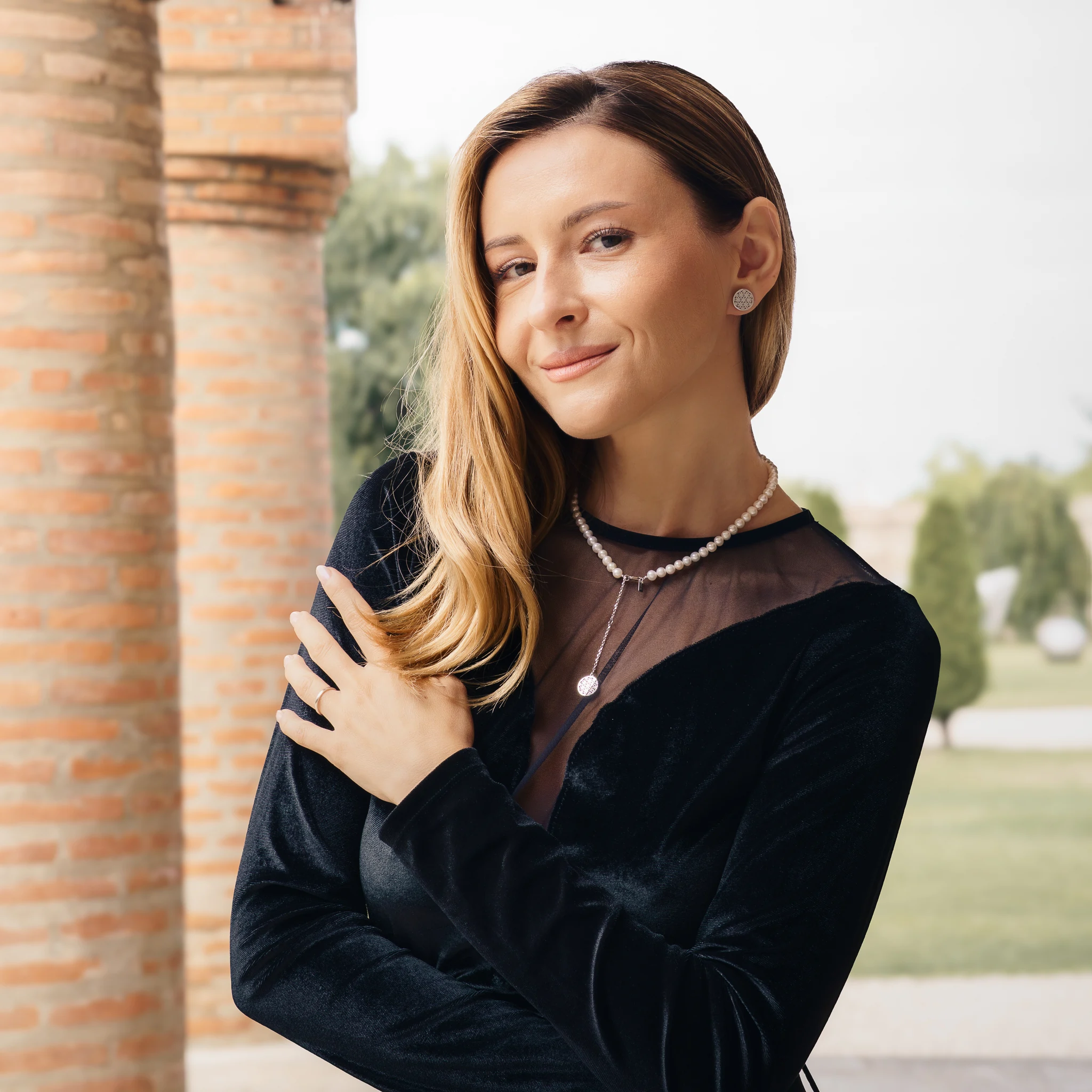 Seturi bijuterii din argint - Set Colier și Cercei din argint cu perle naturale de cultură mari Structură Argintiu