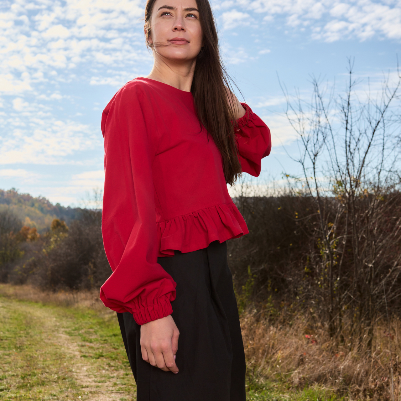 Bluza bumbac cu elastic la mâneci si volanas in talie. [7]