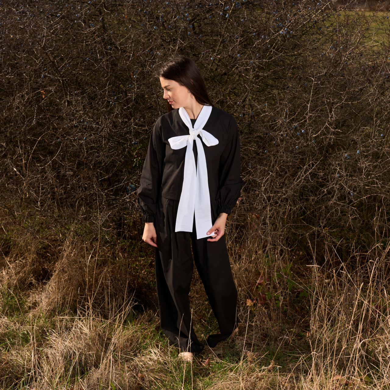 Bluza din bumbac natur cu fundita lunga si maneci cu elastic [1]